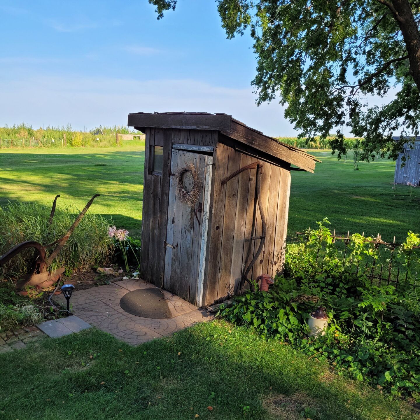 outhouse40